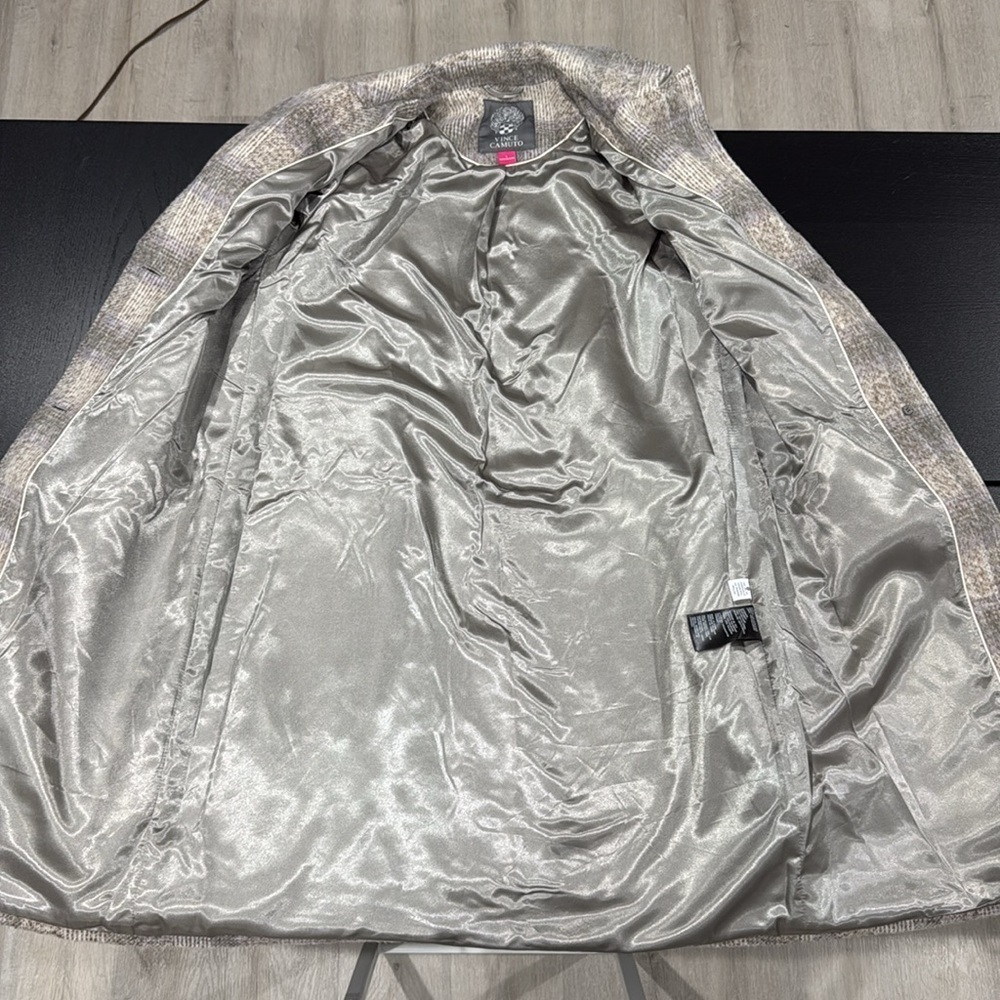 Vince Camuto Water Resistant Plaid Coat - L - Picture 7 of 12